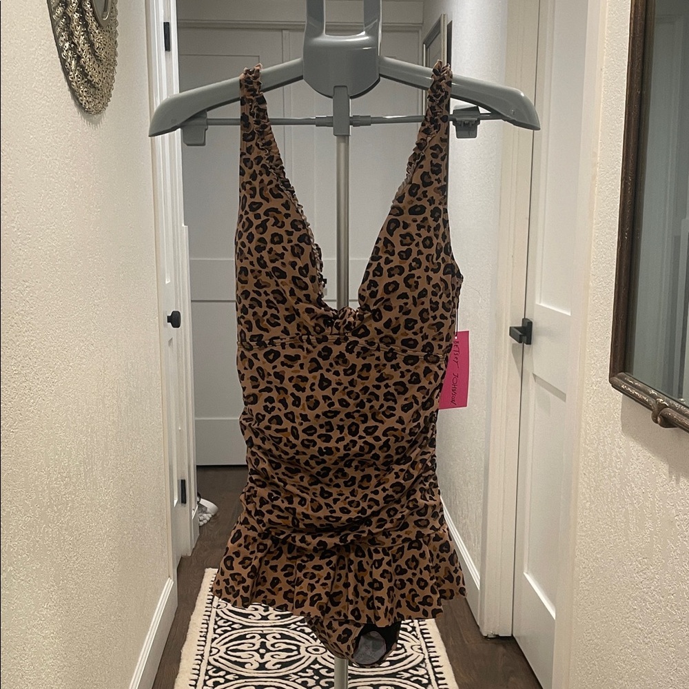 Betsey Johnson Leopard Print One Piece Swimsuit Medium NWT
